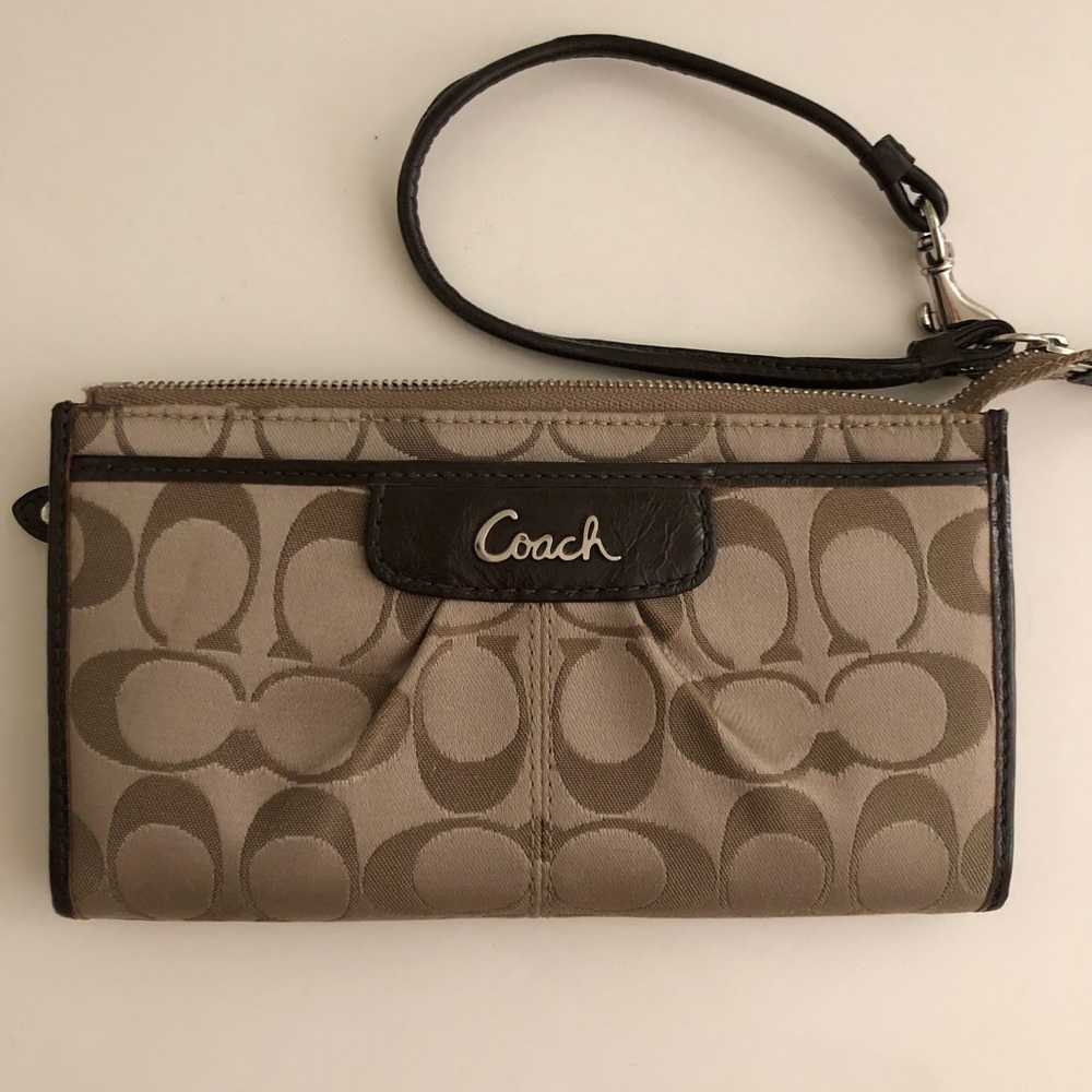 Coach wristlet